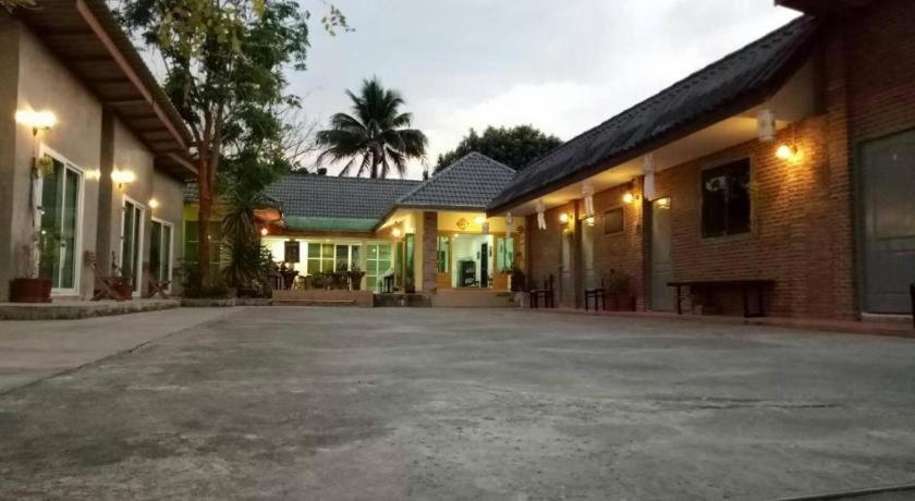 Maesai Holic Lodge Ме-Сай Екстер'єр фото