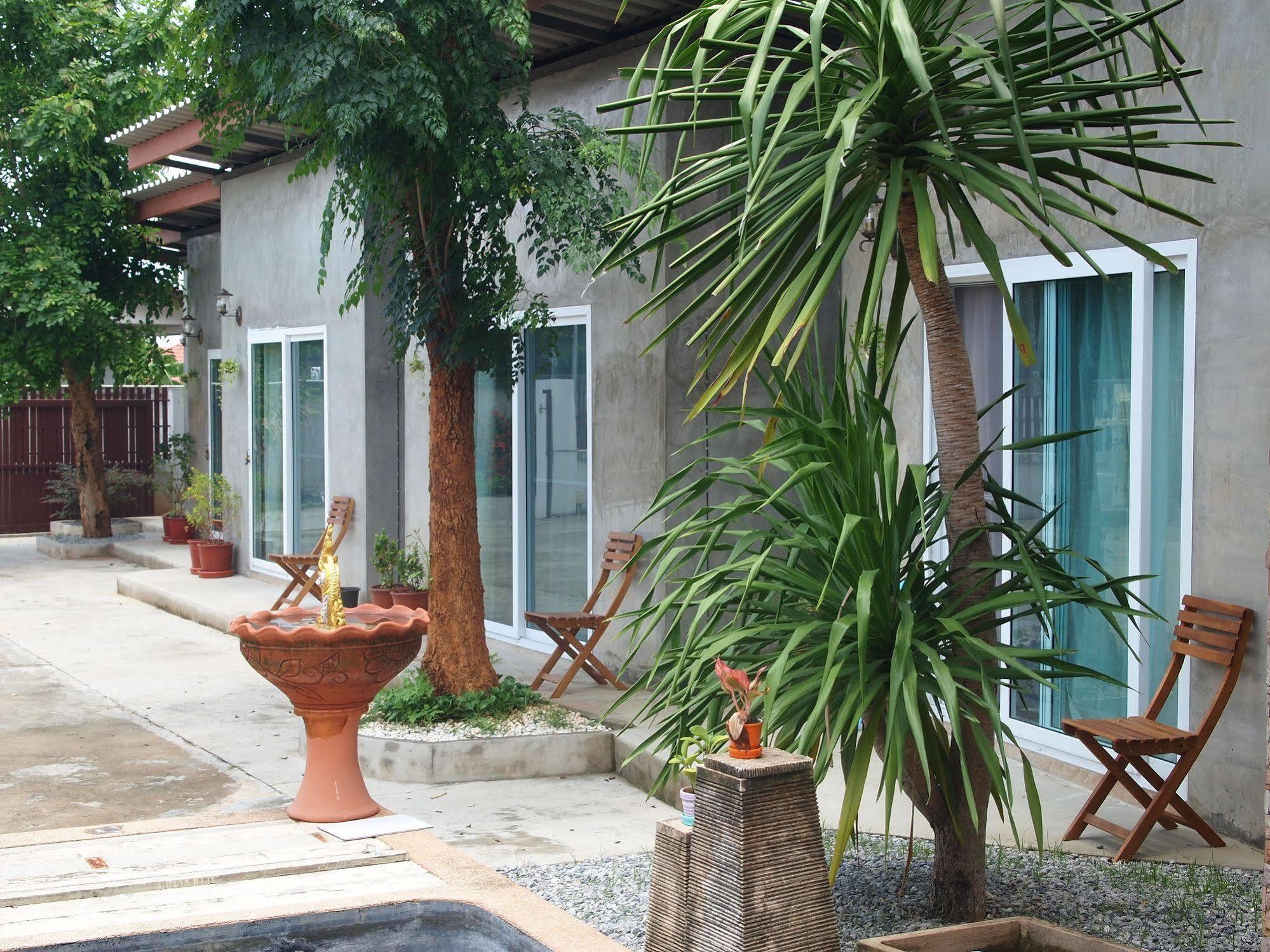 Maesai Holic Lodge Ме-Сай Екстер'єр фото